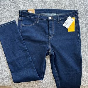 Brand new H&M skinny jegging blue jeans